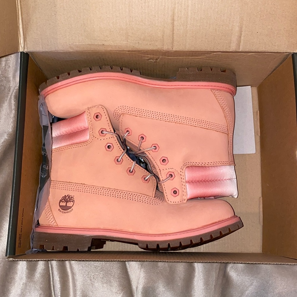 Pink ombré timberland boots